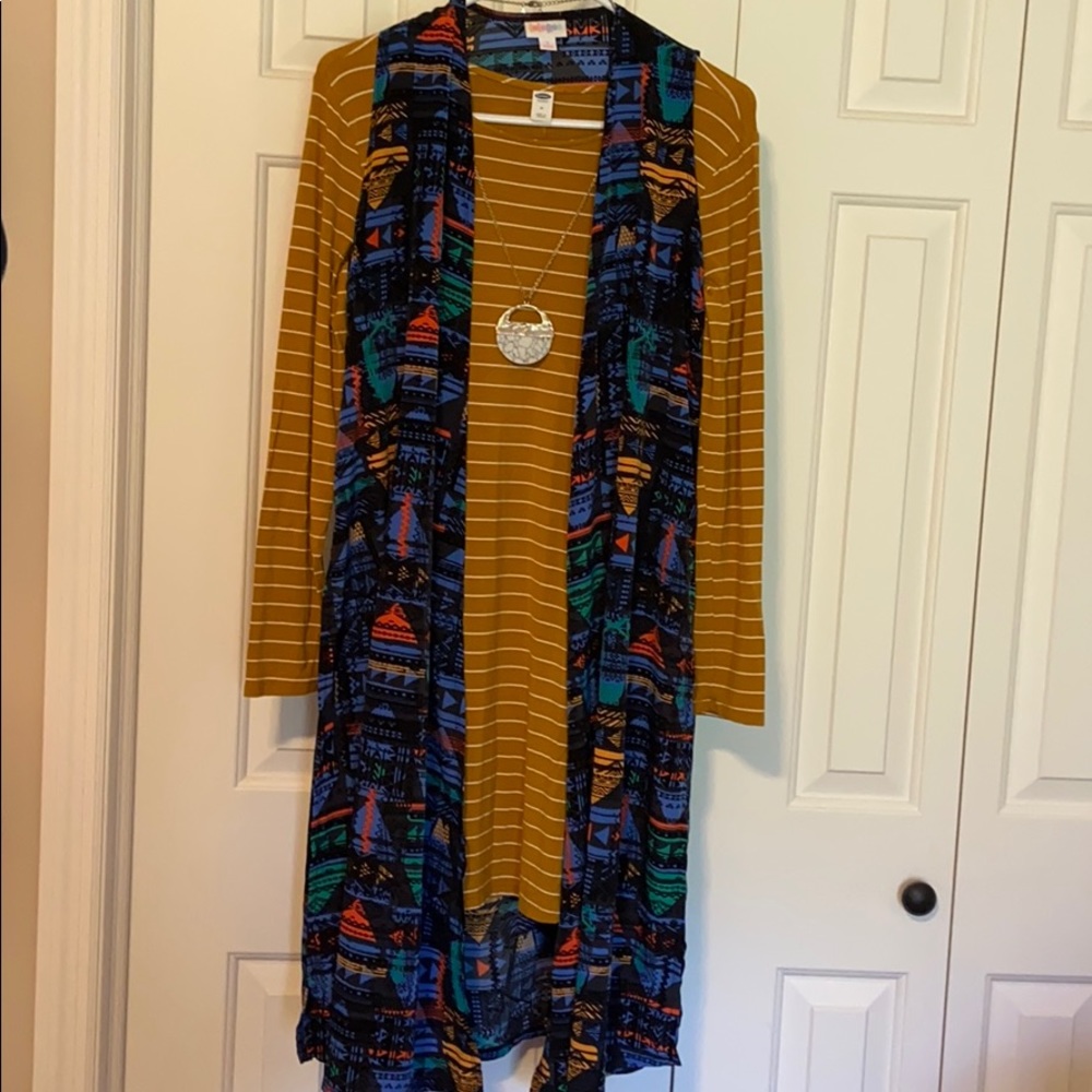 Lularoe vest